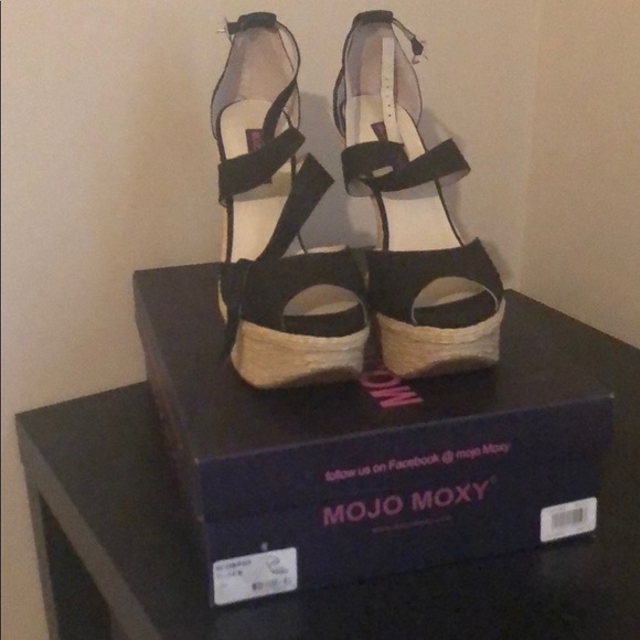 Mojo Moxy Wedge Sandals size 10 - Picture 4 of 6